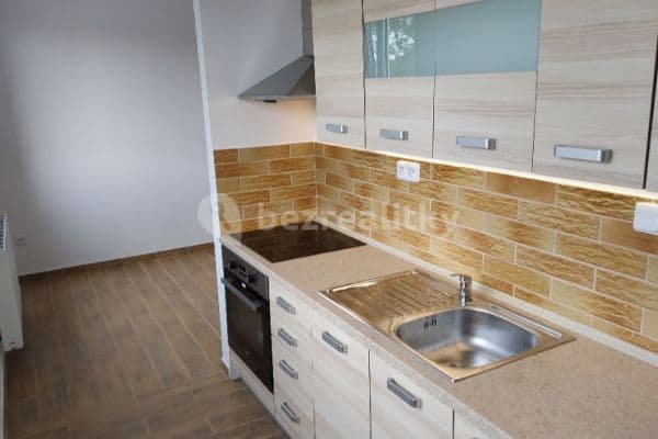 Pronájem bytu 3+kk 81 m², Barákova, Heřmanův Městec Pronájem bytu 3+kk 81 m², Barákova, Heřmanův Městec