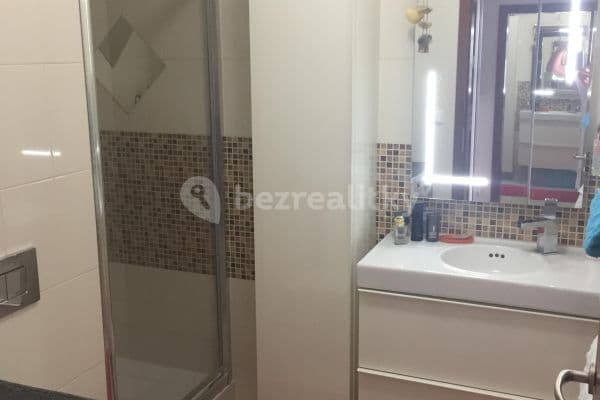 Pronájem bytu 1+kk 39 m², Dragounská, Praha Pronájem bytu 1+kk 39 m², Dragounská, Praha