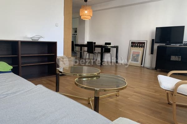 Pronájem bytu 3+1 86 m², Budyšínska, Nové Mesto Pronájem bytu 3+1 86 m², Budyšínska, Nové Mesto