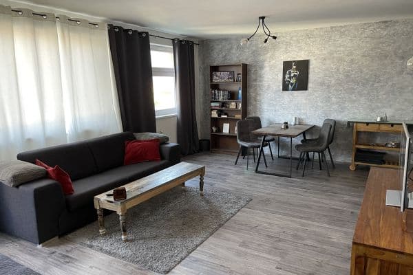 Pronájem bytu 1+kk 55 m², Na Kopečku, Praha Pronájem bytu 1+kk 55 m², Na Kopečku, Praha