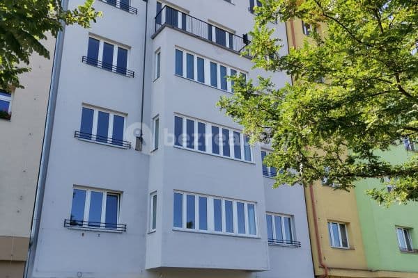 Pronájem bytu Garsoniéra 20 m², náměstí Dr. Václava Holého, Hlavní město Praha Pronájem bytu Garsoniéra 20 m², náměstí Dr. Václava Holého, Hlavní město Praha