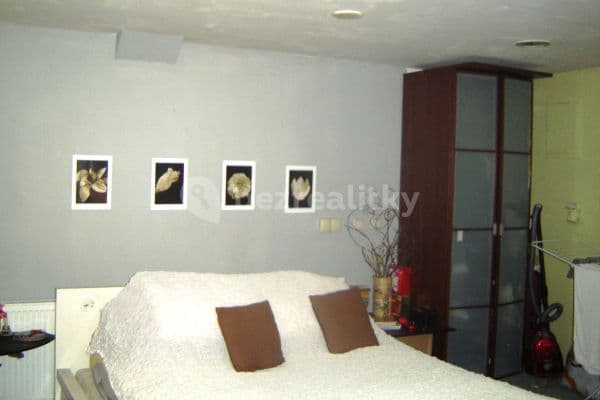 Pronájem bytu 1+kk 42 m², Nad Schody, Praha Pronájem bytu 1+kk 42 m², Nad Schody, Praha