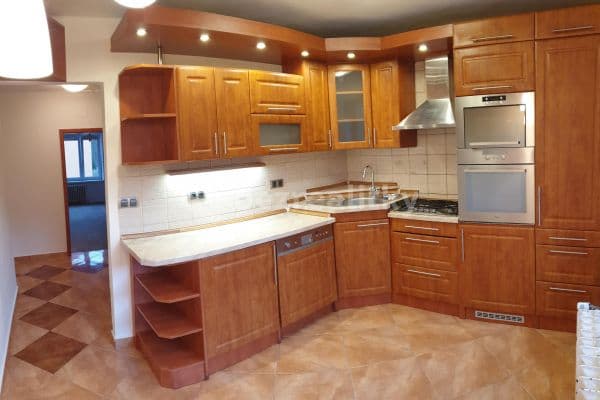 Pronájem bytu 3+1 81 m², Bratří Čapků, Příbram Pronájem bytu 3+1 81 m², Bratří Čapků, Příbram