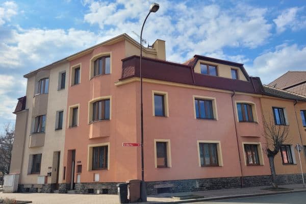 Pronájem bytu 3+1 116 m², U Borků, Pronájem bytu 3+1 116 m², U Borků,