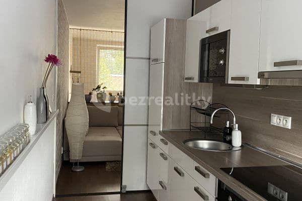 Pronájem bytu 1+1 45 m², Haanova, Petržalka Pronájem bytu 1+1 45 m², Haanova, Petržalka
