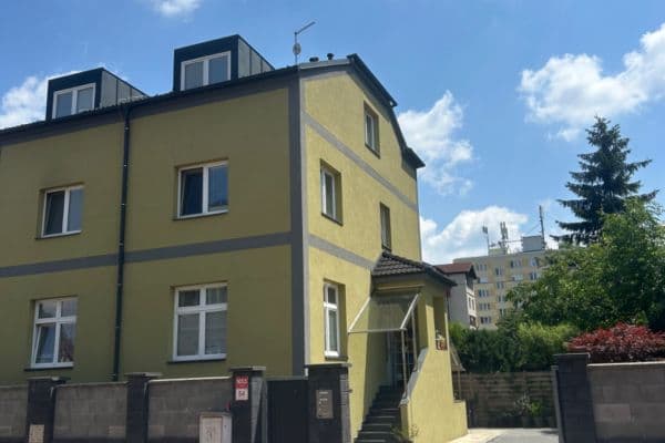 Pronájem bytu 3+1 70 m², Jírovcova, České Budějovice Pronájem bytu 3+1 70 m², Jírovcova, České Budějovice