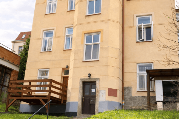 Pronájem bytu 2+kk 35 m², Emilie Floriánové, Jablonec nad Nisou Pronájem bytu 2+kk 35 m², Emilie Floriánové, Jablonec nad Nisou