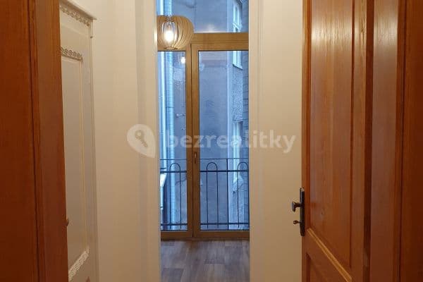 Pronájem bytu 1+1 32 m², Ostrovského, Hlavní město Praha Pronájem bytu 1+1 32 m², Ostrovského, Hlavní město Praha