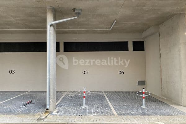 Pronájem garáže 13 m², Olgy Havlové, Hlavní město Praha Pronájem garáže 13 m², Olgy Havlové, Hlavní město Praha