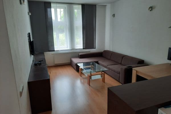 Pronájem bytu 3+kk 80 m², Družstevní, Plzeň Pronájem bytu 3+kk 80 m², Družstevní, Plzeň