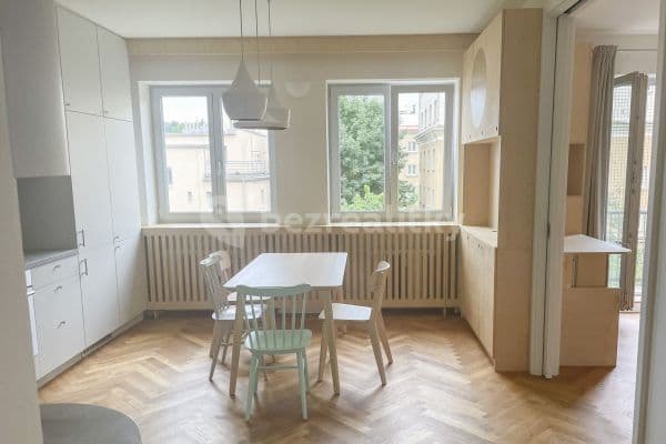 Pronájem bytu 2+1 70 m², Kladenská, Praha Pronájem bytu 2+1 70 m², Kladenská, Praha