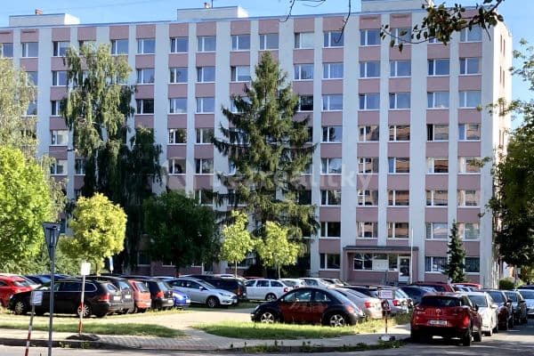 Pronájem bytu 3+kk 76 m², Na růžovém poli, Kladno Pronájem bytu 3+kk 76 m², Na růžovém poli, Kladno