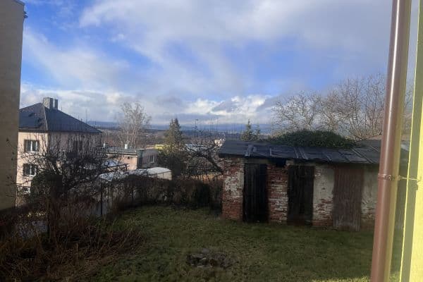 Pronájem bytu 1+1 38 m², Komenského, Karlovy Vary Pronájem bytu 1+1 38 m², Komenského, Karlovy Vary