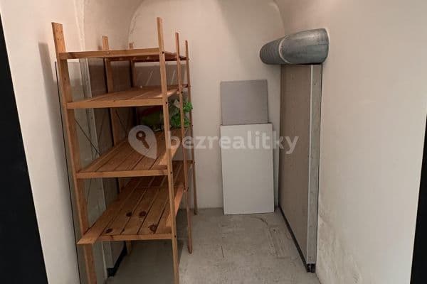 Pronájem nebytového prostoru 4 m², Elišky Peškové, Praha Pronájem nebytového prostoru 4 m², Elišky Peškové, Praha