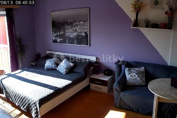 Pronájem bytu 1+kk 31 m², Zlínská, Brno Pronájem bytu 1+kk 31 m², Zlínská, Brno