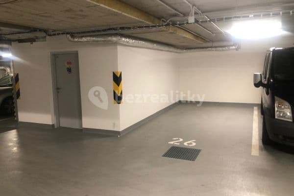 Pronájem garáže 18 m², Olgy Havlové, Hlavní město Praha Pronájem garáže 18 m², Olgy Havlové, Hlavní město Praha