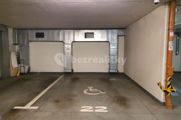 Pronájem garáže 18 m², Skuteckého, Praha, Praha