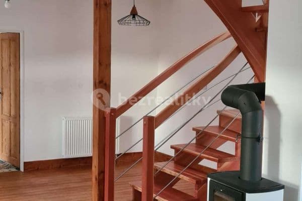 Pronájem domu 69 m², pozemek 1 m², Zahradní, Kostelec nad Černými lesy Pronájem domu 69 m², pozemek 1 m², Zahradní, Kostelec nad Černými lesy