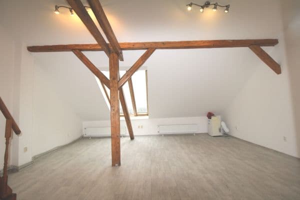 Pronájem bytu 1+1 51 m², Jana Zajíce, Praha Pronájem bytu 1+1 51 m², Jana Zajíce, Praha