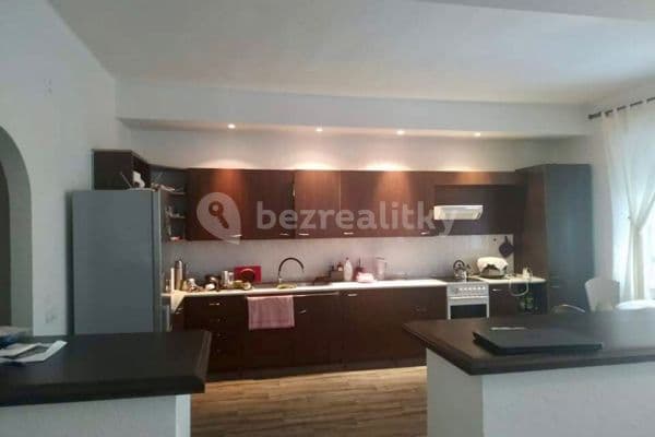 Pronájem bytu 3+kk 70 m², Macanova, Pardubice, Pardubický kraj Pronájem bytu 3+kk 70 m², Macanova, Pardubice, Pardubický kraj