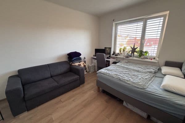 Pronájem bytu 2+kk 43 m², Hutařova, Brno Pronájem bytu 2+kk 43 m², Hutařova, Brno
