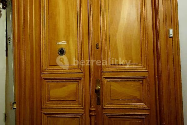 Pronájem bytu 1+kk 30 m², Křižíkova, Hlavní město Praha Pronájem bytu 1+kk 30 m², Křižíkova, Hlavní město Praha