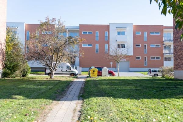 Pronájem garáže 13 m², Zálešná II, Zlín, Zlínský kraj Pronájem garáže 13 m², Zálešná II, Zlín, Zlínský kraj