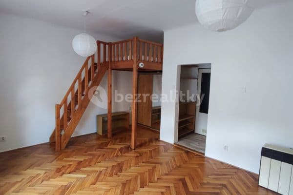 Pronájem bytu 1+1 33 m², Pod Vítkovem, Praha Pronájem bytu 1+1 33 m², Pod Vítkovem, Praha