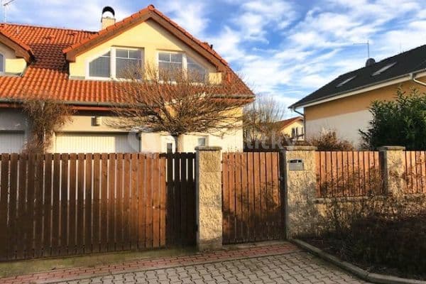 Pronájem domu 124 m², pozemek 330 m², Sněženková, Brandýs nad Labem-Stará Boleslav Pronájem domu 124 m², pozemek 330 m², Sněženková, Brandýs nad Labem-Stará Boleslav