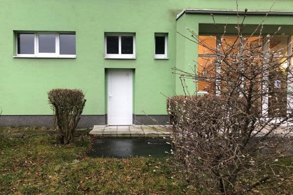 Pronájem nebytového prostoru 18 m², Machuldova, Hlavní město Praha Pronájem nebytového prostoru 18 m², Machuldova, Hlavní město Praha