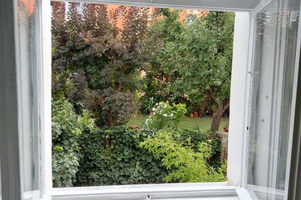 Pronájem bytu 1+1 44 m², Madridská, Praha Pronájem bytu 1+1 44 m², Madridská, Praha
