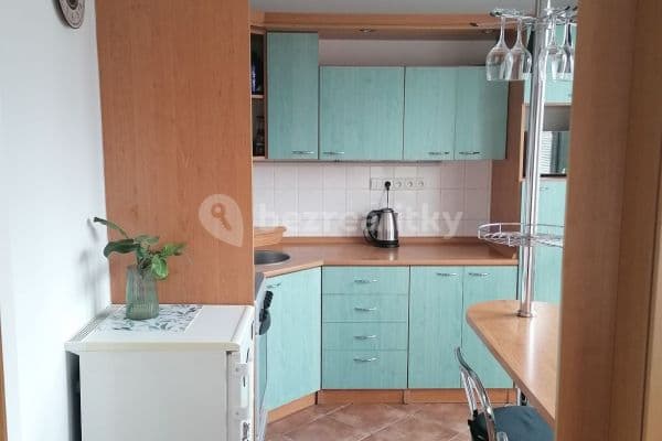 Pronájem bytu 2+1 63 m², Pařížská, Kladno Pronájem bytu 2+1 63 m², Pařížská, Kladno