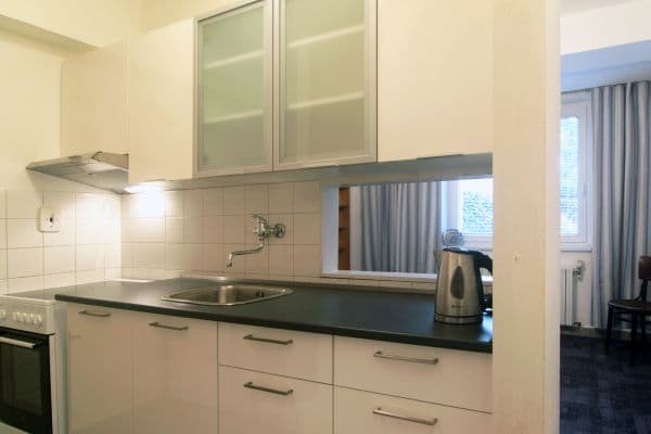 Pronájem bytu 2+kk 43 m², Střešovická, Hlavní město Praha Pronájem bytu 2+kk 43 m², Střešovická, Hlavní město Praha