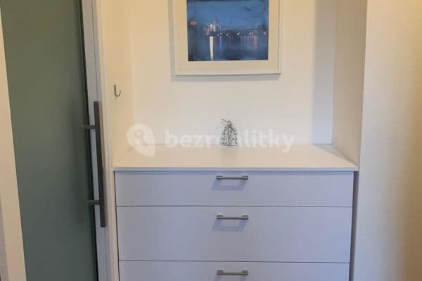 Pronájem bytu 2+kk 52 m², Kolbenova, Praha Pronájem bytu 2+kk 52 m², Kolbenova, Praha