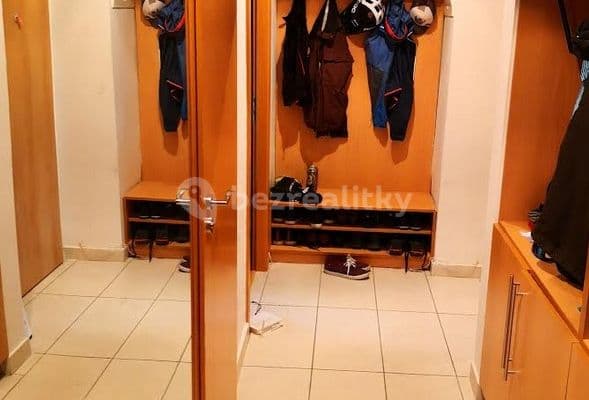 Pronájem bytu 2+1 60 m², Sibírska, Bratislava Pronájem bytu 2+1 60 m², Sibírska, Bratislava