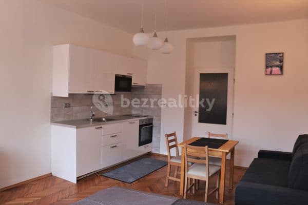 Pronájem bytu 1+kk 33 m², Sokolovská, Praha Pronájem bytu 1+kk 33 m², Sokolovská, Praha