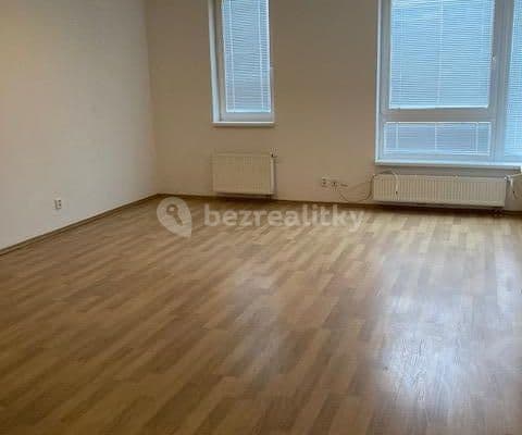 Pronájem bytu 2+kk 62 m², Přeštická, Praha Pronájem bytu 2+kk 62 m², Přeštická, Praha