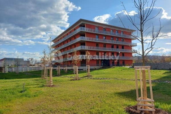 Pronájem bytu 2+kk 53 m², Vrátnická, Praha Pronájem bytu 2+kk 53 m², Vrátnická, Praha