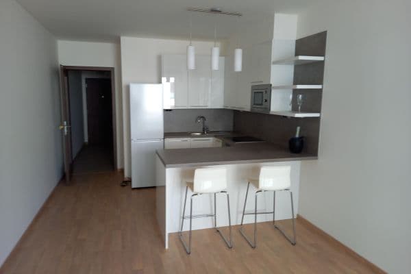 Pronájem bytu 2+kk 52 m², Ferrariho, Praha Pronájem bytu 2+kk 52 m², Ferrariho, Praha