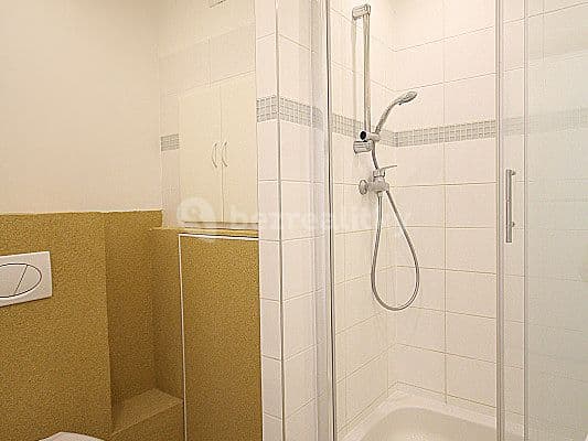 Pronájem bytu 2+kk 40 m², Čs. armády, Kladno Pronájem bytu 2+kk 40 m², Čs. armády, Kladno