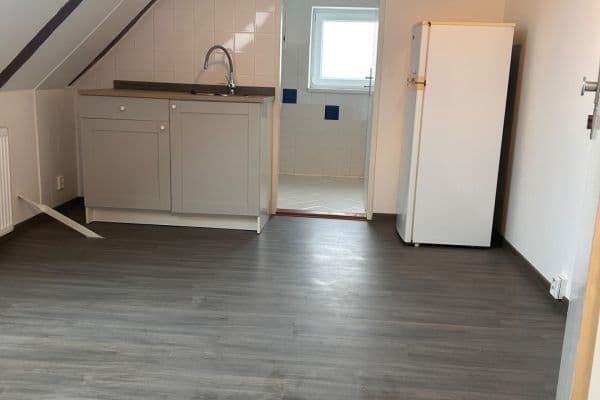 Pronájem bytu Garsoniéra 21 m², Slivenecká, Pronájem bytu Garsoniéra 21 m², Slivenecká,