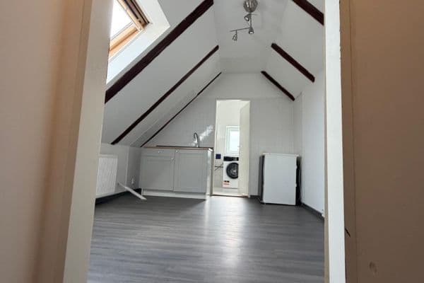 Pronájem bytu Garsoniéra 21 m², Slivenecká, Pronájem bytu Garsoniéra 21 m², Slivenecká,