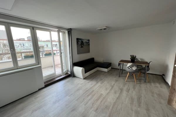 Pronájem bytu 2+kk 56 m², Sdružení, Praha Pronájem bytu 2+kk 56 m², Sdružení, Praha