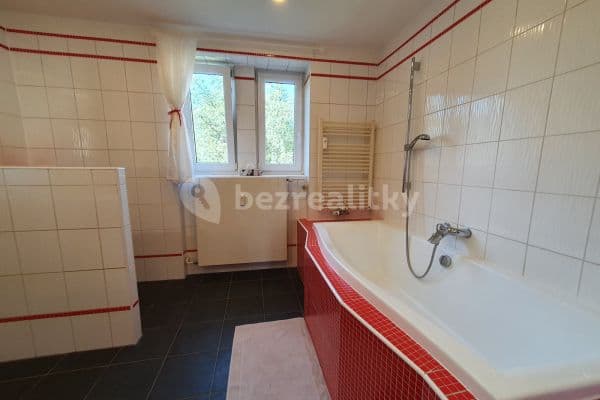 Pronájem bytu 3+kk 69 m², Na Nábřeží, 