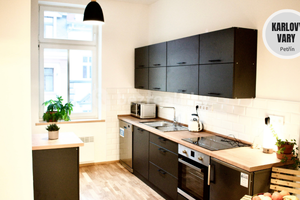 Pronájem bytu 2+kk 45 m², Karlovy Vary, Karlovarský kraj