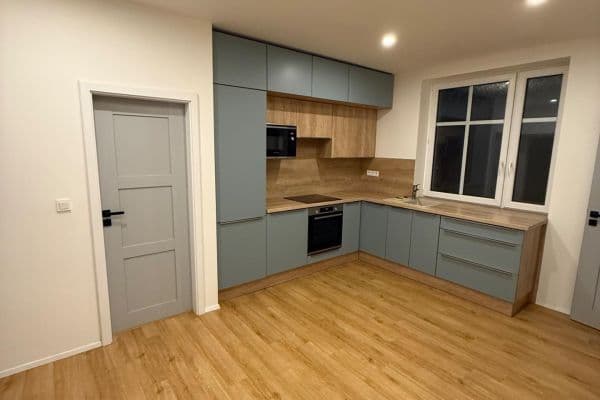 Pronájem bytu 2+1 63 m², Resslova, Ústí nad Labem Pronájem bytu 2+1 63 m², Resslova, Ústí nad Labem