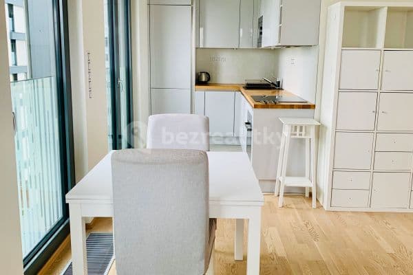 Pronájem bytu 2+kk 71 m², Olšanská, Pronájem bytu 2+kk 71 m², Olšanská,