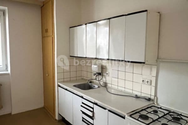 Pronájem bytu 2+1 60 m², Slovanská alej, Plzeň, Plzeňský kraj Pronájem bytu 2+1 60 m², Slovanská alej, Plzeň, Plzeňský kraj