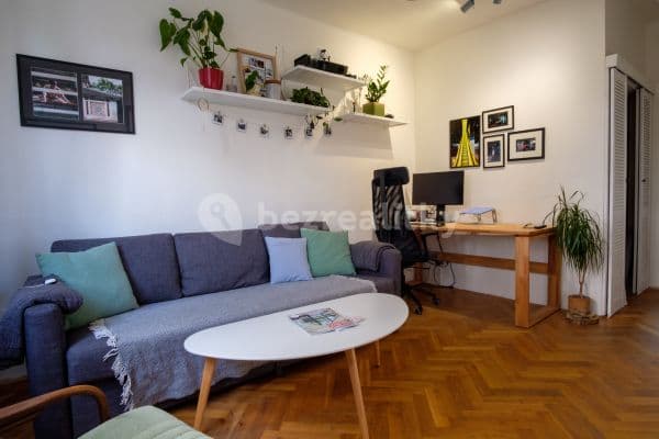 Pronájem bytu 2+1 61 m², Praha, Praha