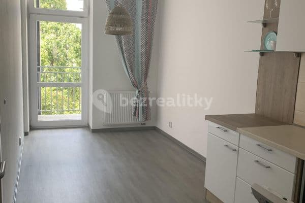 Pronájem bytu 2+1 55 m², Plzeň, Plzeňský kraj